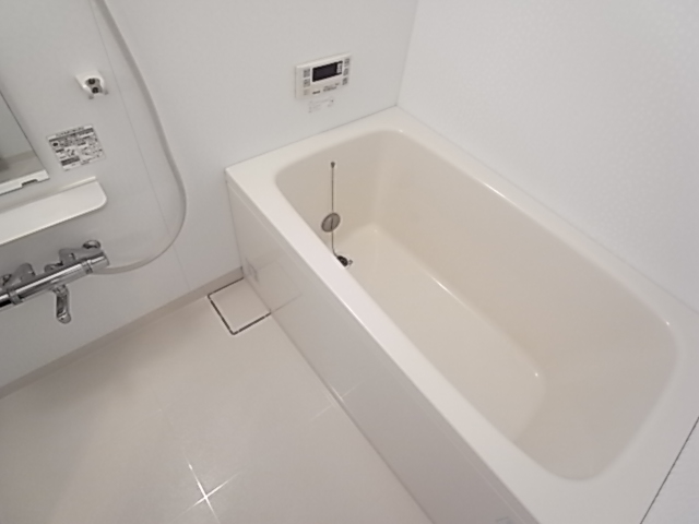 Bath. But is a Single-like properties, It comes with a whopping add cooked!