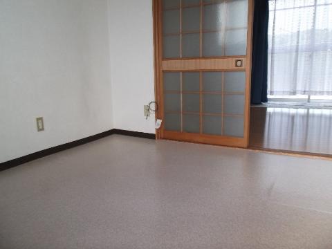 Other room space. dining