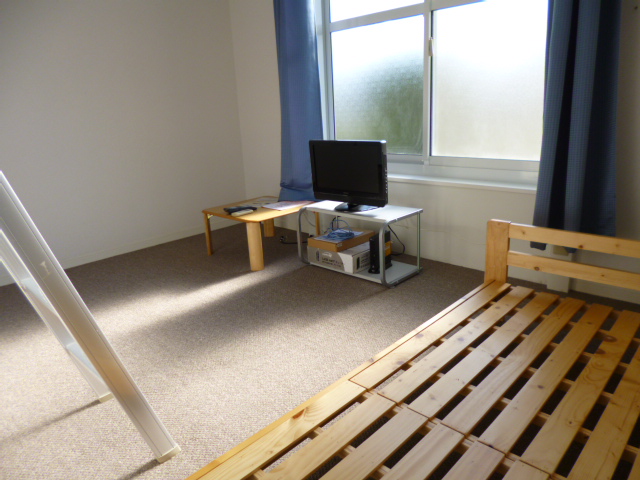 Other Equipment. bed