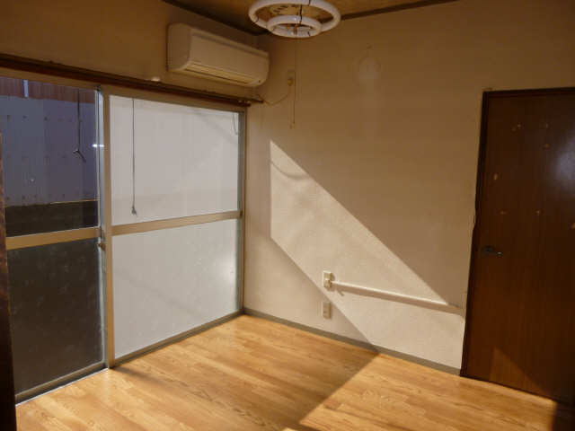 Living and room