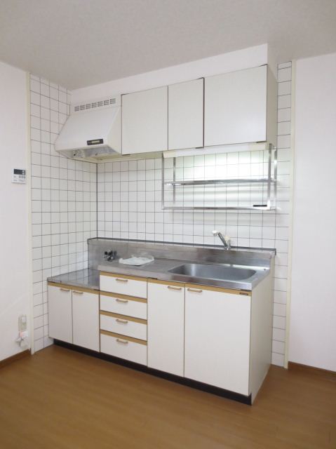 Kitchen. Gas stove installation Allowed