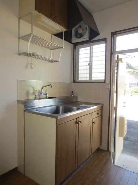 Kitchen. Gas stove installation Allowed