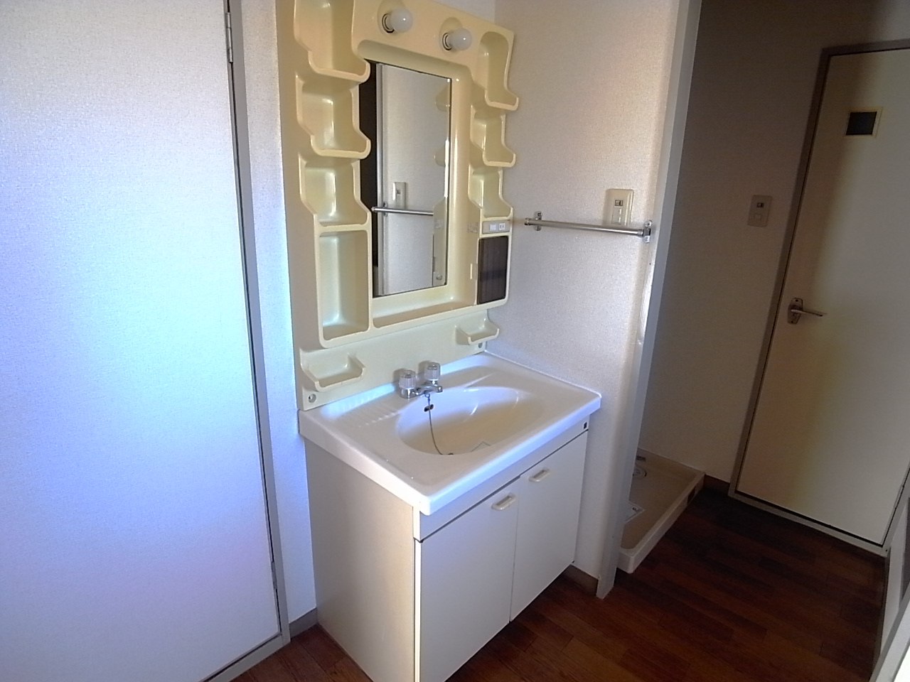 Washroom. Seperate