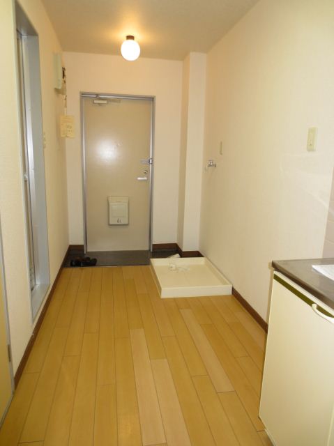 Other. Indoor Laundry Storage