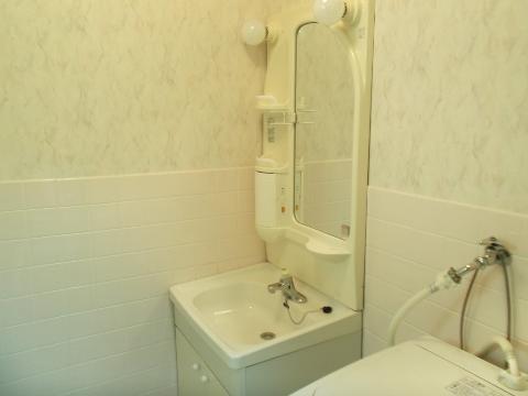 Washroom. Wash