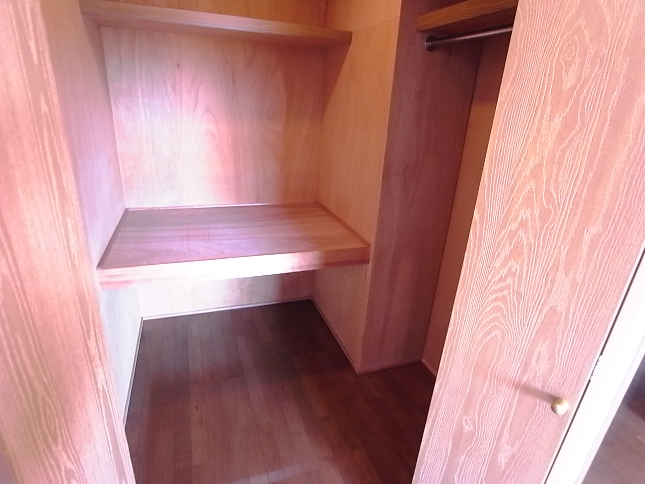 Receipt. Walk-in closet