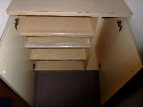Other room space. Footwear box