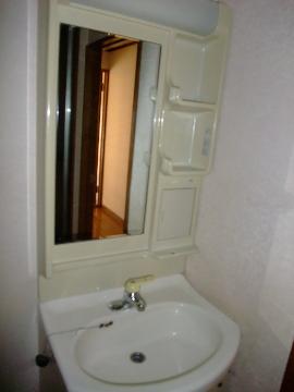 Washroom. Wash