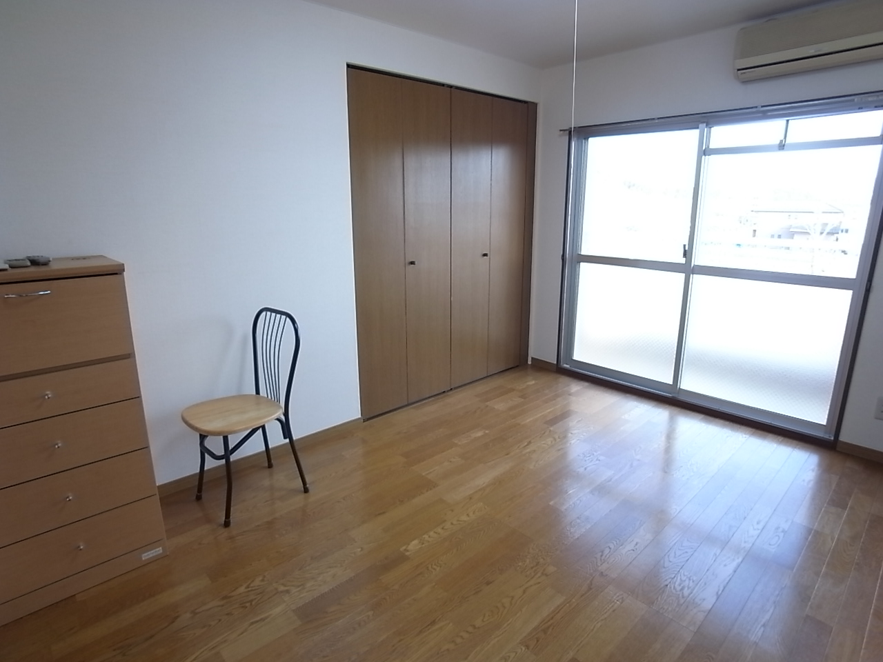 Living and room