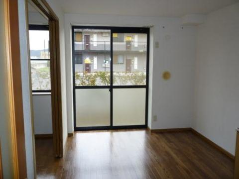 Other room space. dining