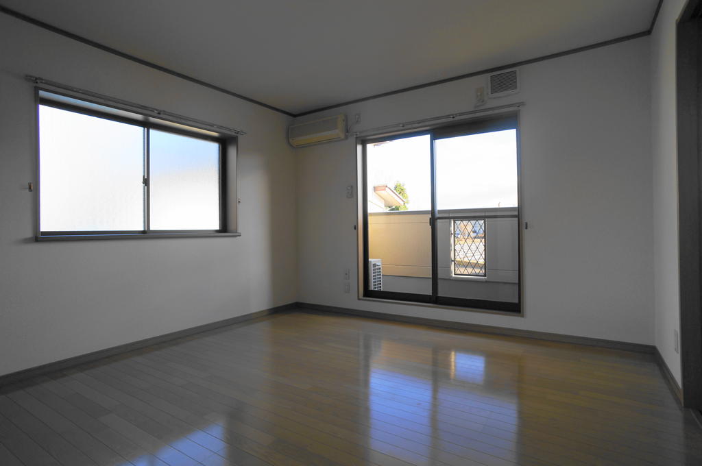 Other room space. Western-style 8 pledge