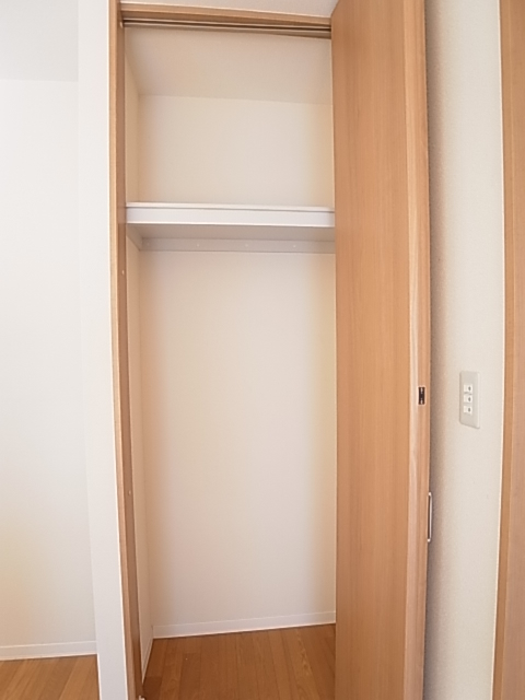 Receipt. Storage that can be used for multi-purpose