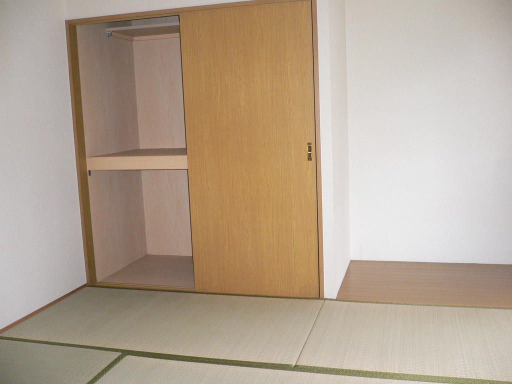 Other room space