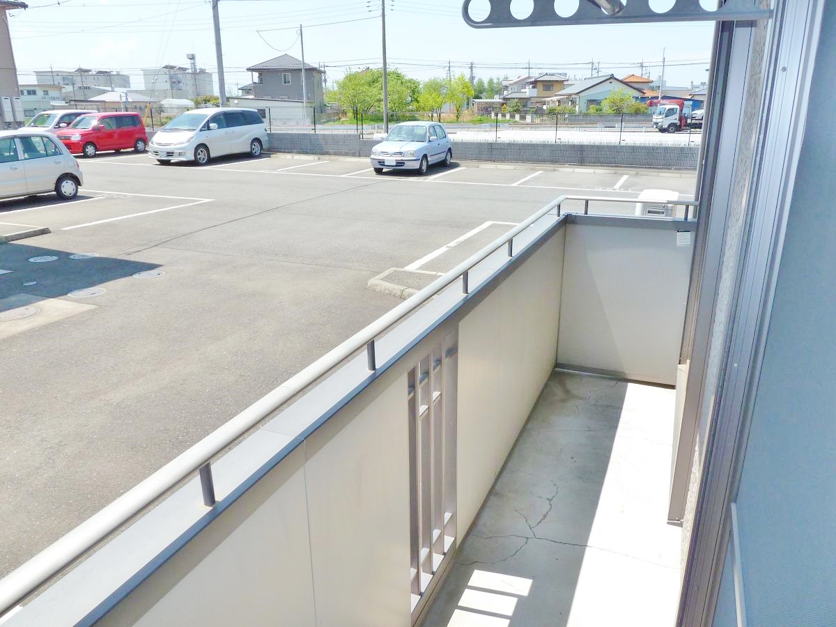 Balcony. Day pat. Let dry the futon.