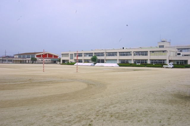 Primary school. 434m to Isesaki City Hirose elementary school (elementary school)
