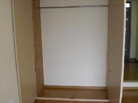 Receipt. Used according to the closet season