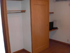 Living and room. Selectively used depending on the season