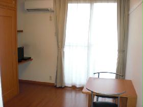 Living and room. Shooting from the inlet side ☆