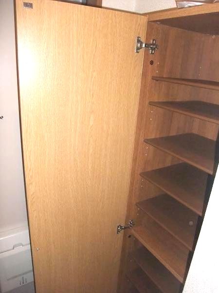 Other Equipment. Plenty of storage capacity shoe box