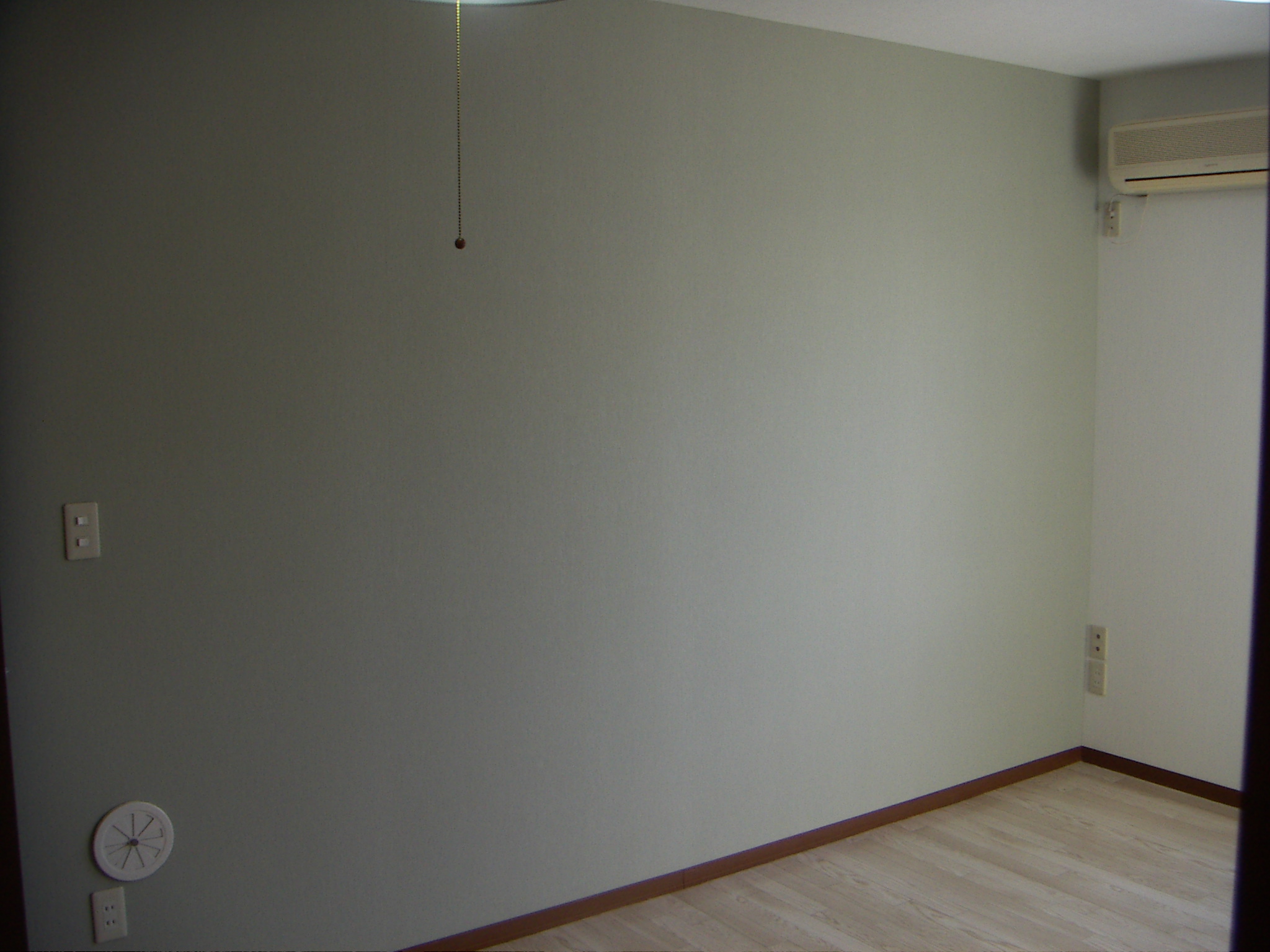 Other Equipment. Of pale green accent Cross