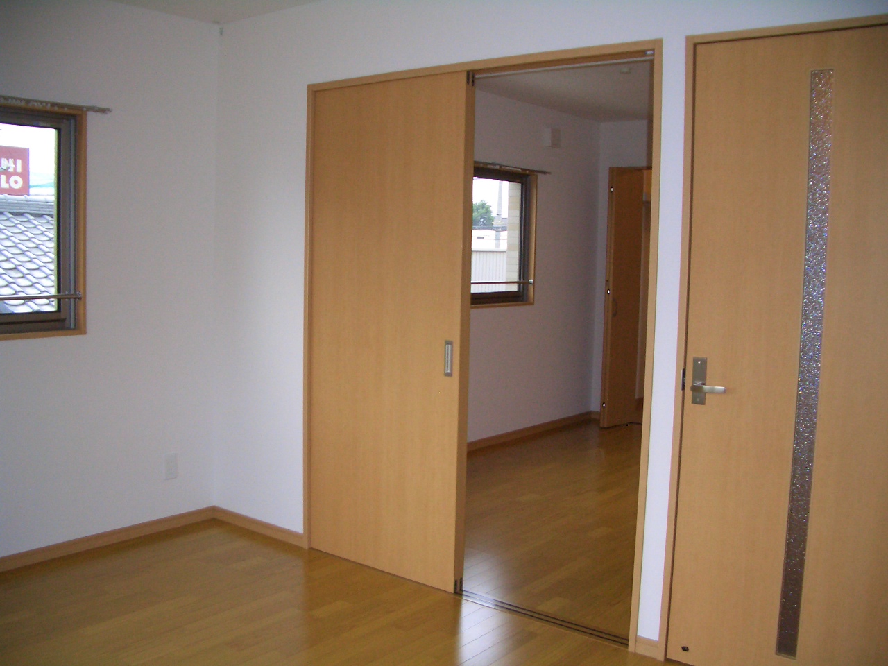 Living and room. 3 Pledge of WIC