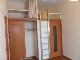 Living and room. closet ☆ Selectively used depending on the season