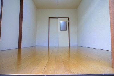 Living and room. South Western-style 6 Pledge