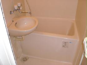 Bath. It is a toilet and another ☆