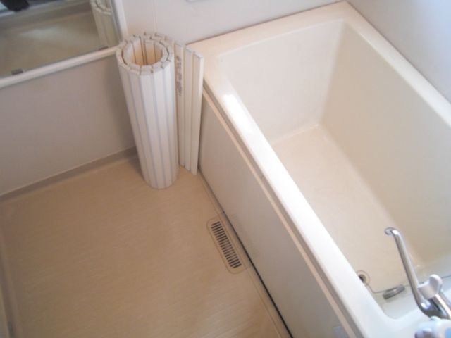 Bath. This bath heal daily fatigue.