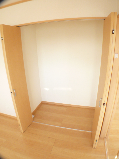 Receipt. Walk-in closet is one that