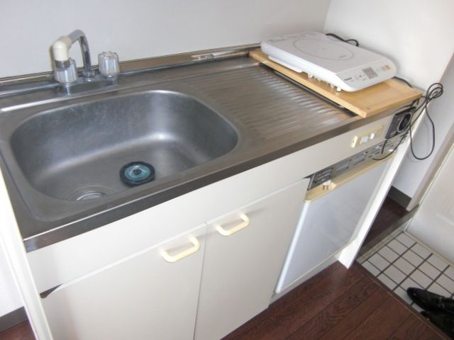 Living and room. Is easy floor plan of the arrangement of the furniture.