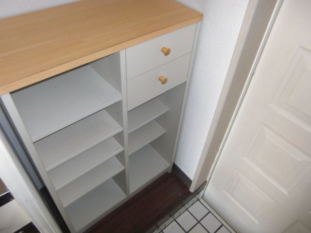 Receipt. And it is divided into two stages, Has become storage easy.