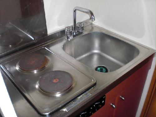 Kitchen. Fixtures, please check the actual thing. 