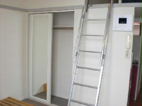 Living and room. Shooting from the window side ☆