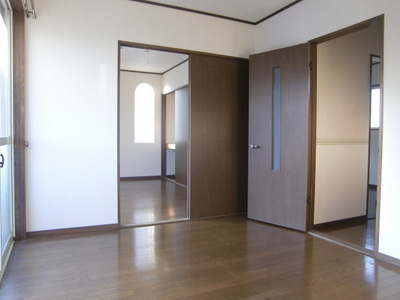 Living and room. Room 1