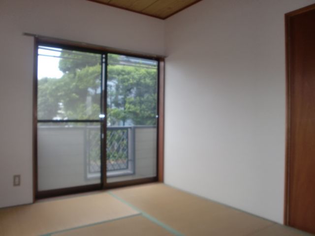 Living and room. Leisurely relaxing Japanese-style room. Family reunion you can enjoy.
