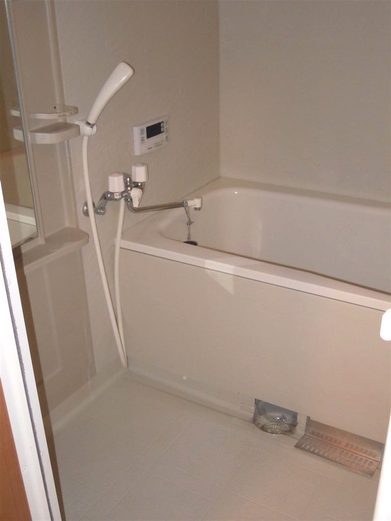 Bath. Bath time is also comfortable in with Reheating function