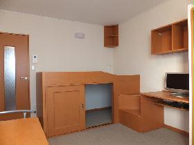 Living and room. It will be sleeping comfortably in big man