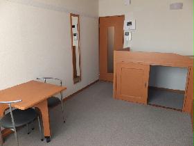 Living and room. Women must see, Monitor with intercom