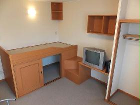 Living and room. Beds: will sleep comfortably also big person below the size enhancement