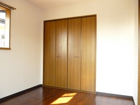 Living and room. South Western-style 6 Pledge