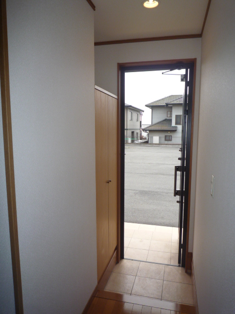 Entrance. With a large shoes BOX