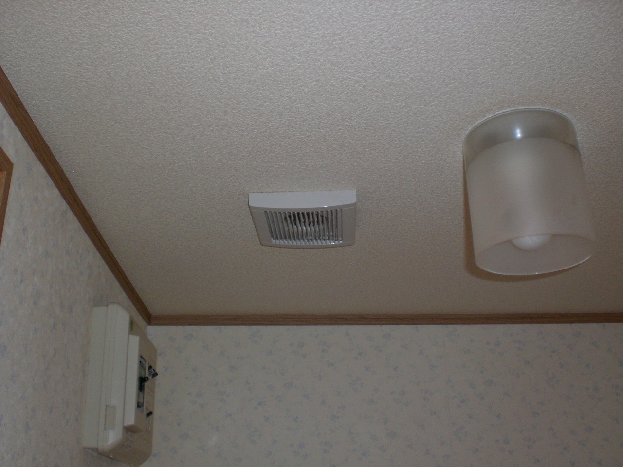 Washroom. There is a ventilation fan in washroom