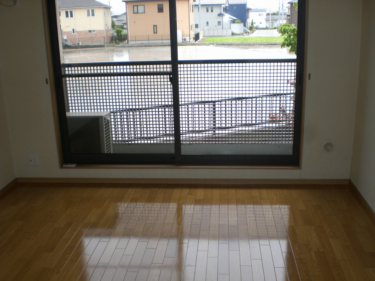 Living and room. Also about 3m a veranda of the window