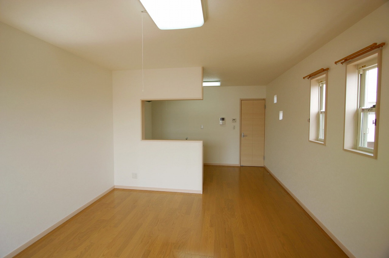 Living and room. Breadth ・ Cute window ・ Counter Kitchen, I dream came true