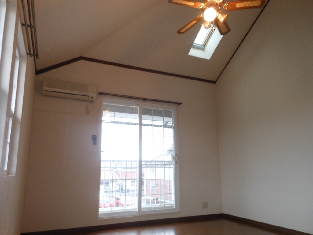 Living and room. Because the southeast corner room sunny