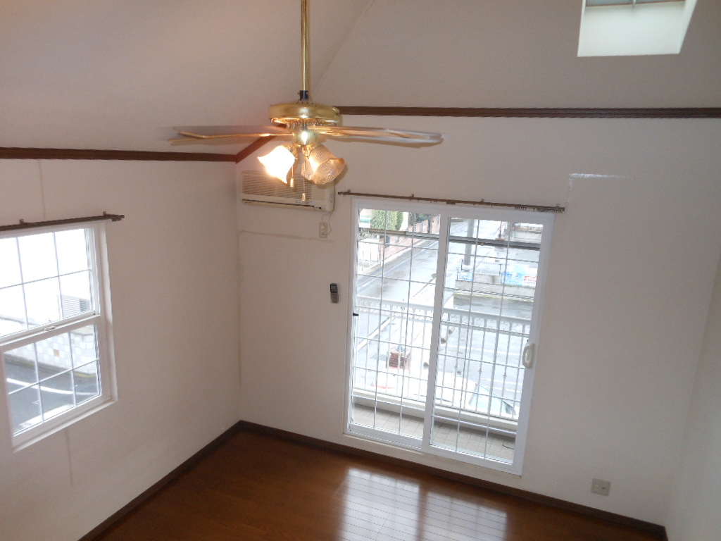 Living and room. Because there is a loft luggage to there