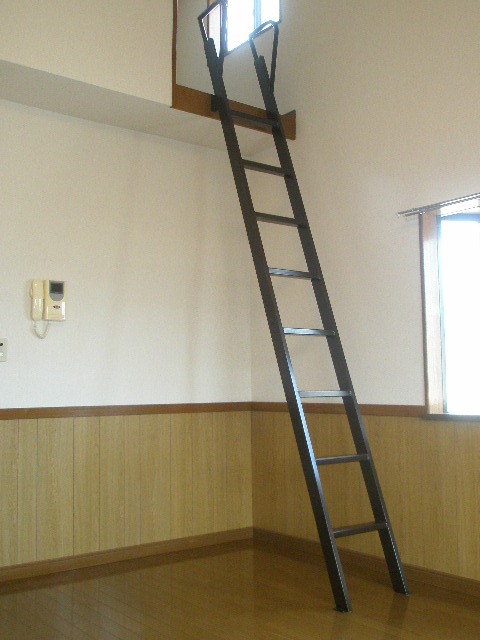 Other room space. loft