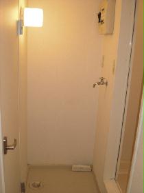 Other. This washing machine Storage!