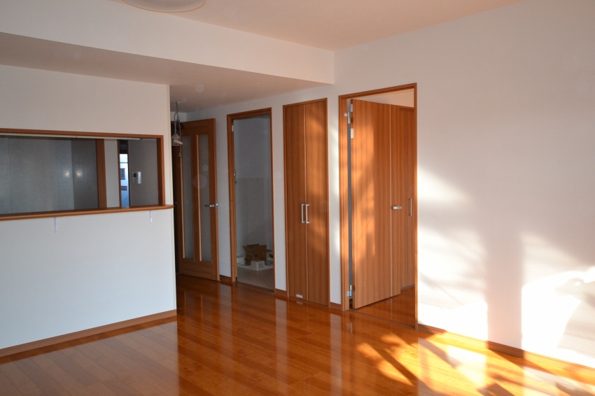 Living and room. LDK12 Pledge